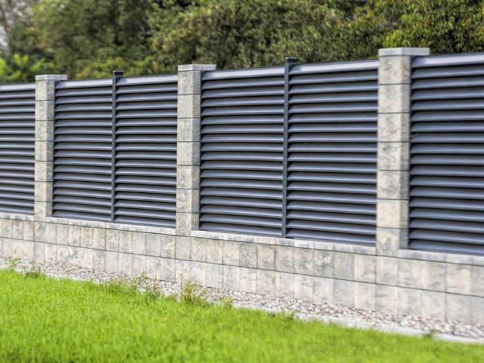 Louver Fence-2.jpg