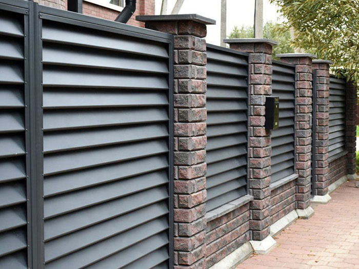 Louver Fence-1.jpg